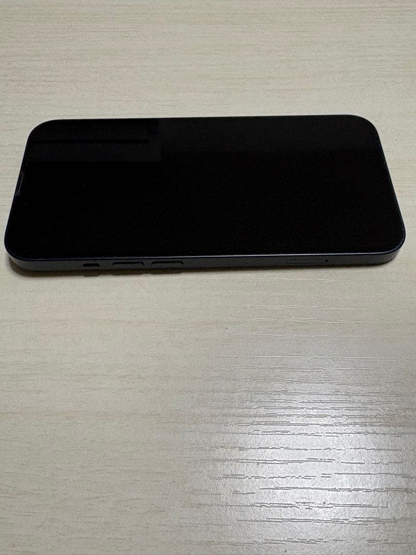 iPhone13 本体　128GB ブラック