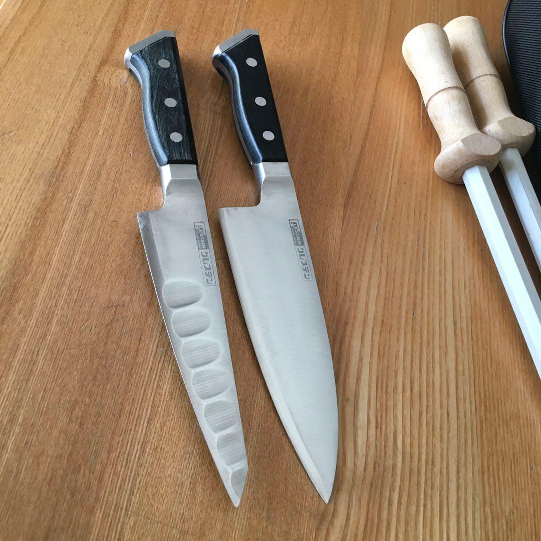 M*9様 グレステン製包丁2本とシャープナーセット 収納ケース付き　中古美品