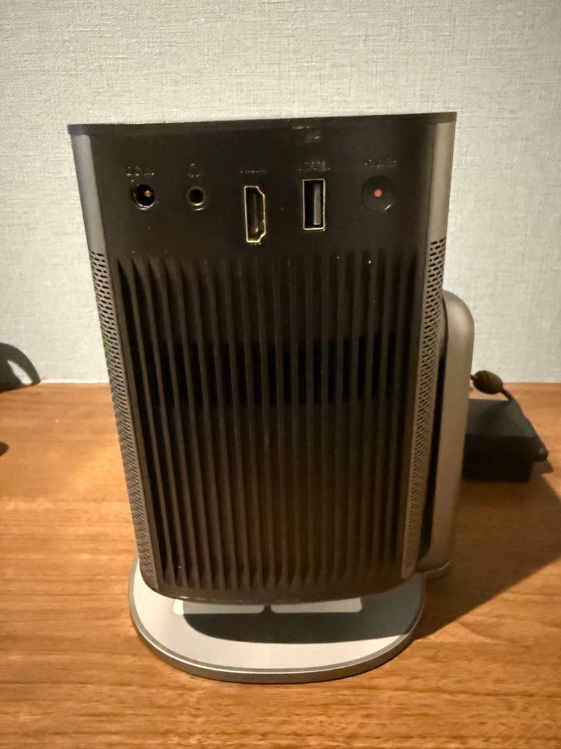 し*ま様 XGIMI プロジェクター 本体 シルバー