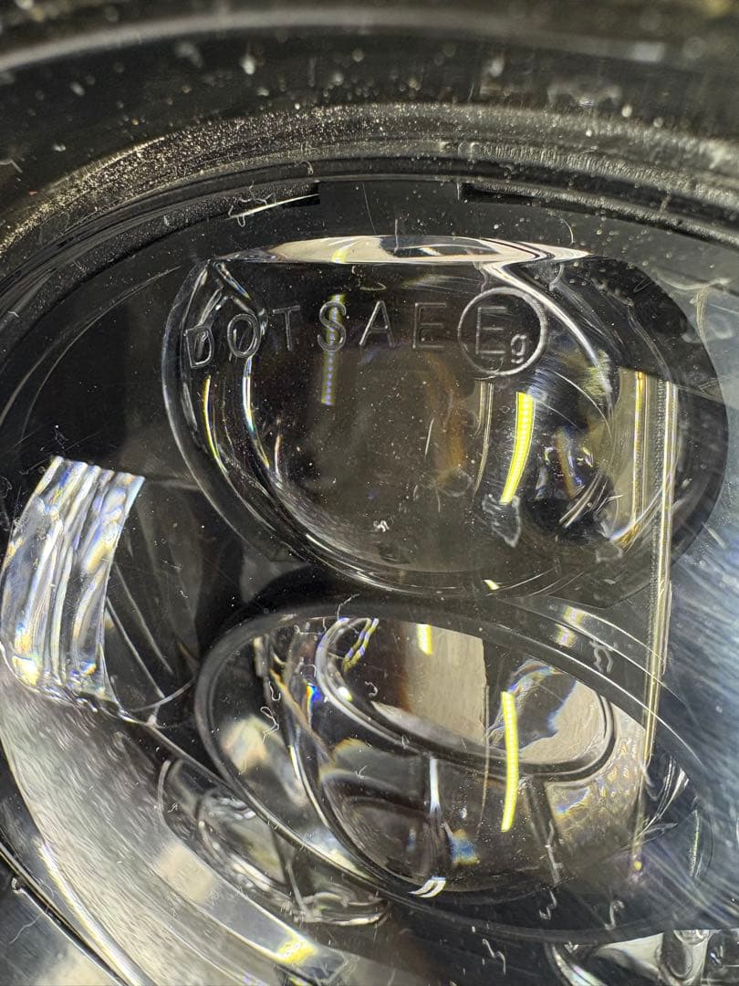 5.75インチ　LED バレットヘッドライト　ハーレー　砲弾型ヘッドライト