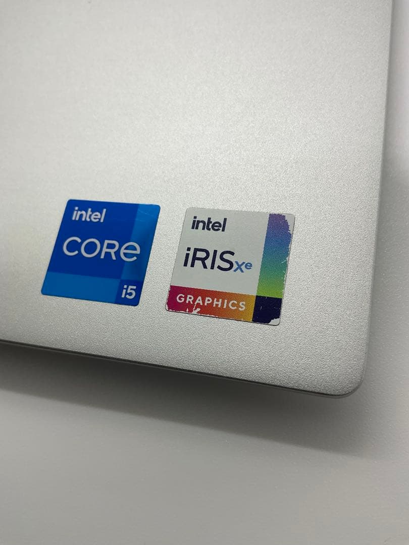 Dell Inspiron 14 7430 2-in-1 13世代i5