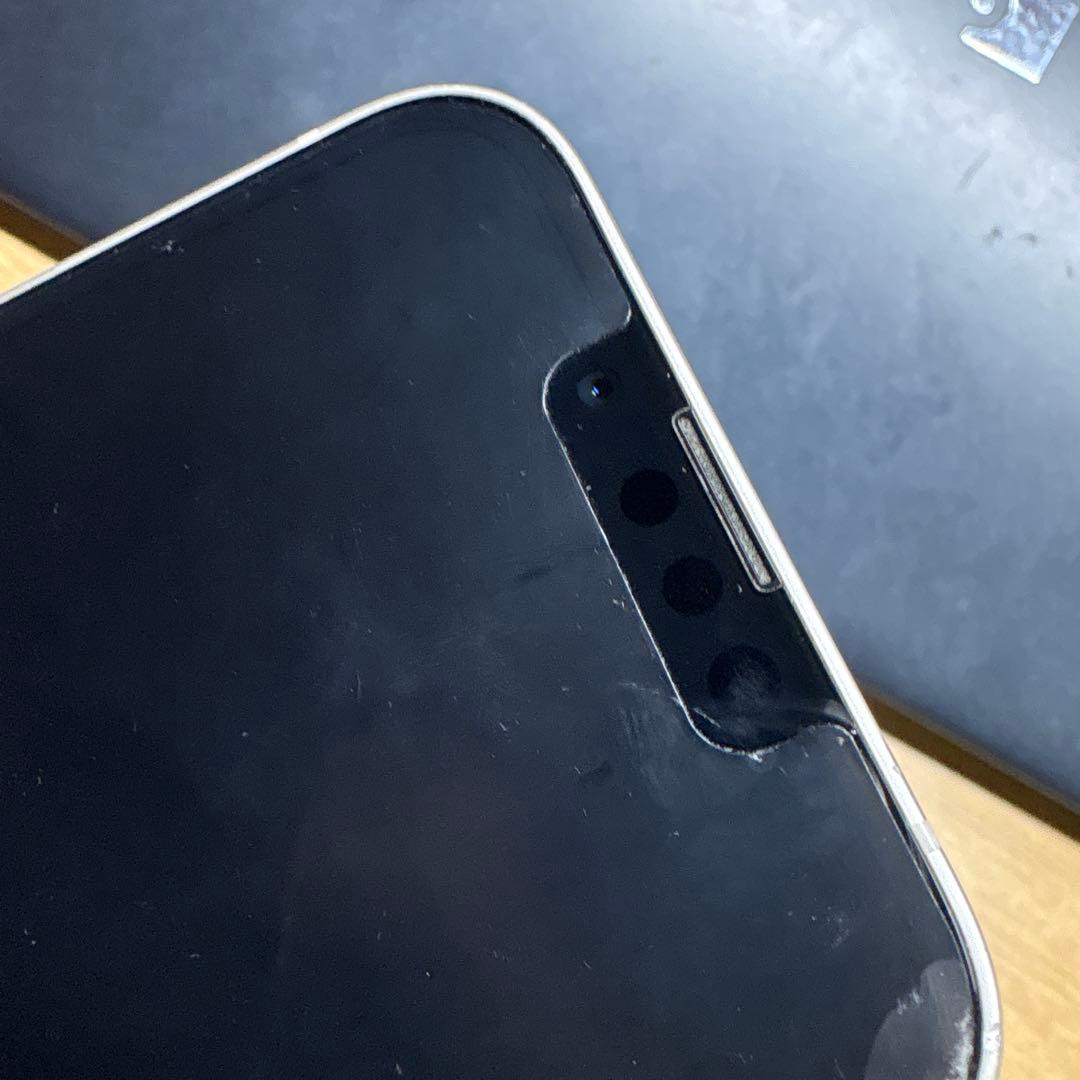 Apple iPhone 13 ホワイト スターライト 本体 128gb