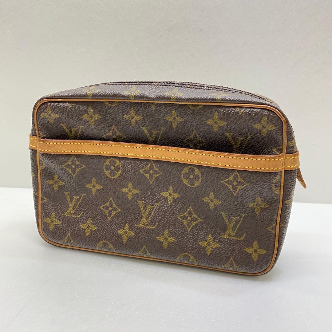 施*英様 Louis Vuitton クラッチバッグ ブラウン