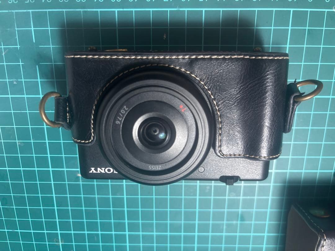 SONY ZV-1F【保護ケース&SDカード付き】