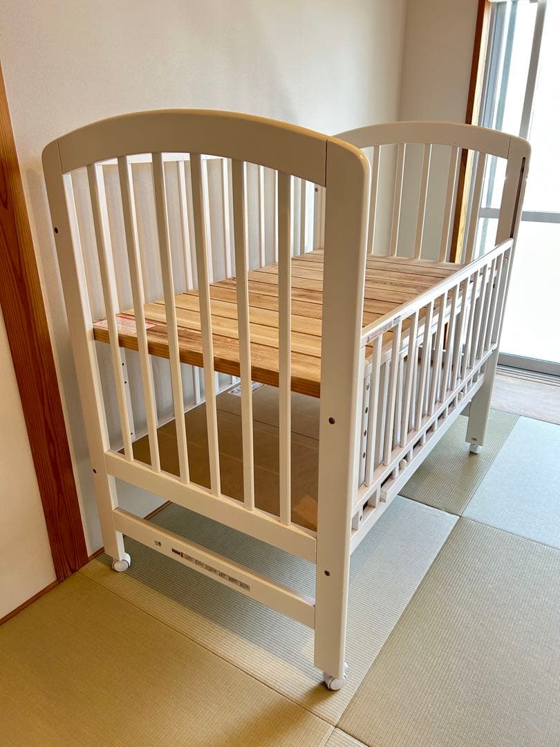 KATOJI ベビーベッド ハイタイプ　ホワイト 木製