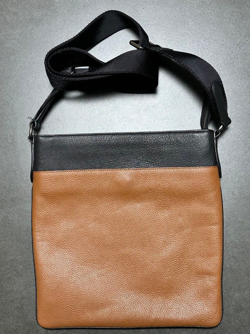 【COACH】 バワリー ショルダーバッグ ブラウン/ブラック ユニセックス