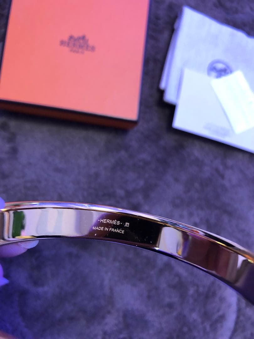 HERMES グリーン バングル　オランプ　イヤーカフ