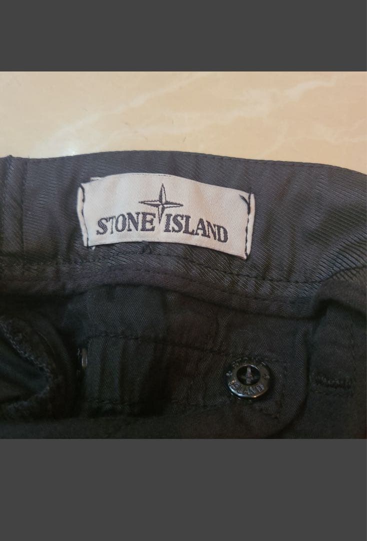 STONE  ブラックカーゴショートパンツ