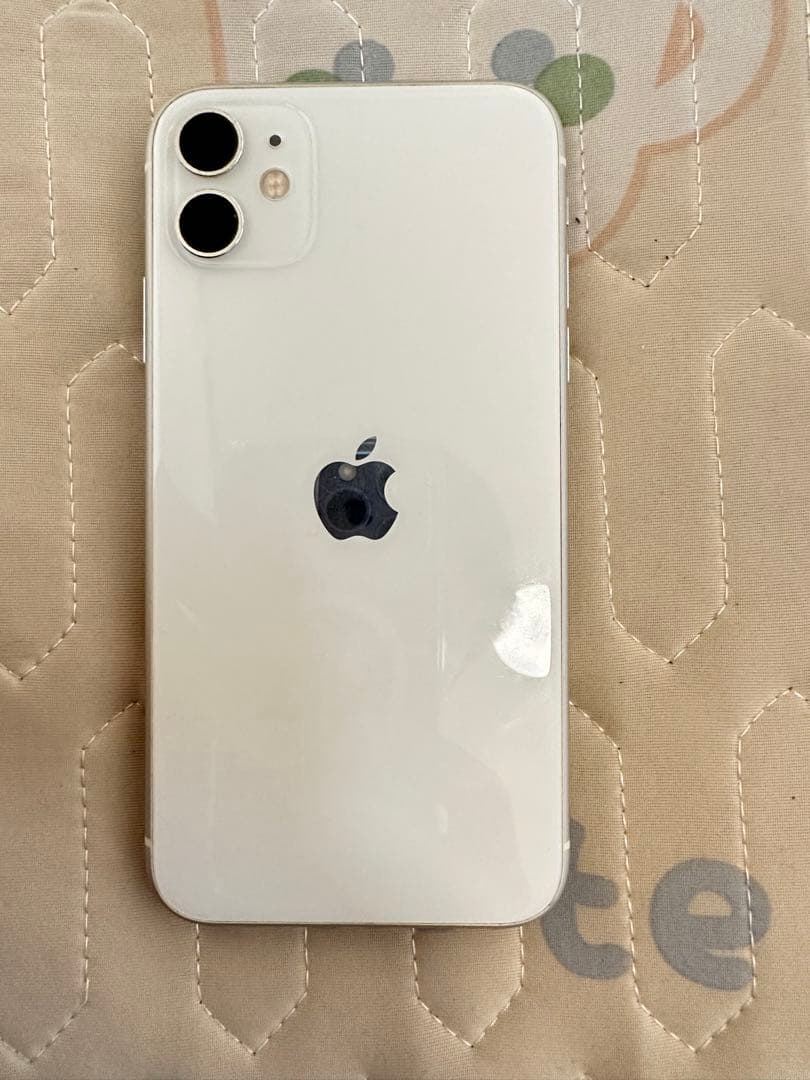 【中古】iPhone 11 ホワイト 64GB バッテリー交換済み（非純正）