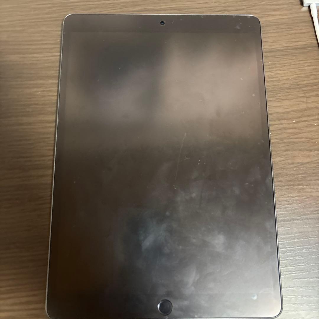じ*ん様 iPad Air3 第3世代　美品　完動品　バッテリー好調　ケース　ペ