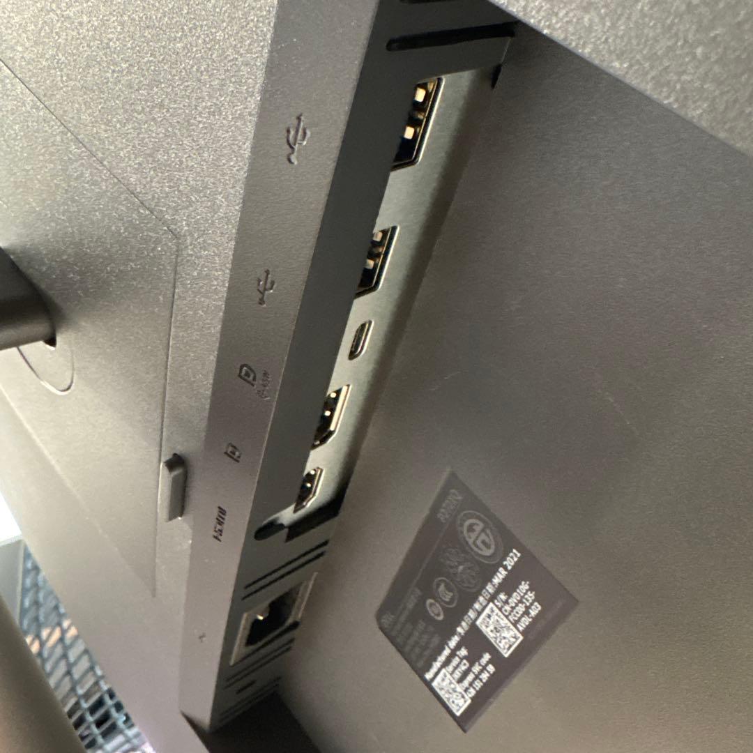 DELL 27インチ 4Kモニター P2721Q Type-C接続 65W