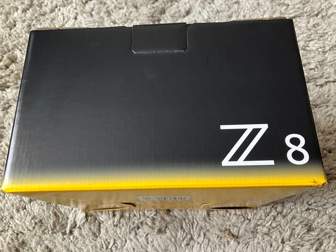 NIKON Z8ボディー　箱付き