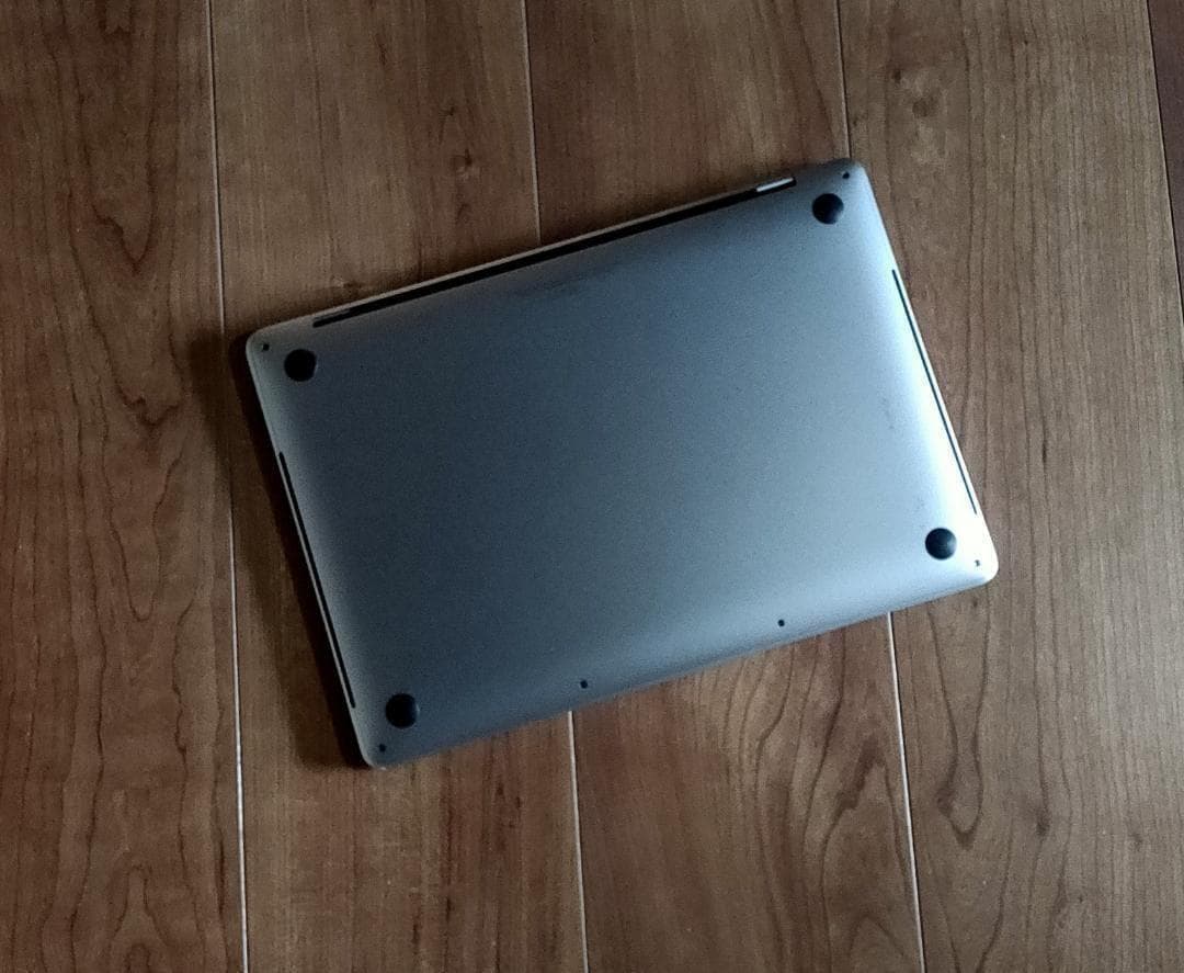 ジャンク扱い MacBook Pro 13 2019　i7 16GB 1TB