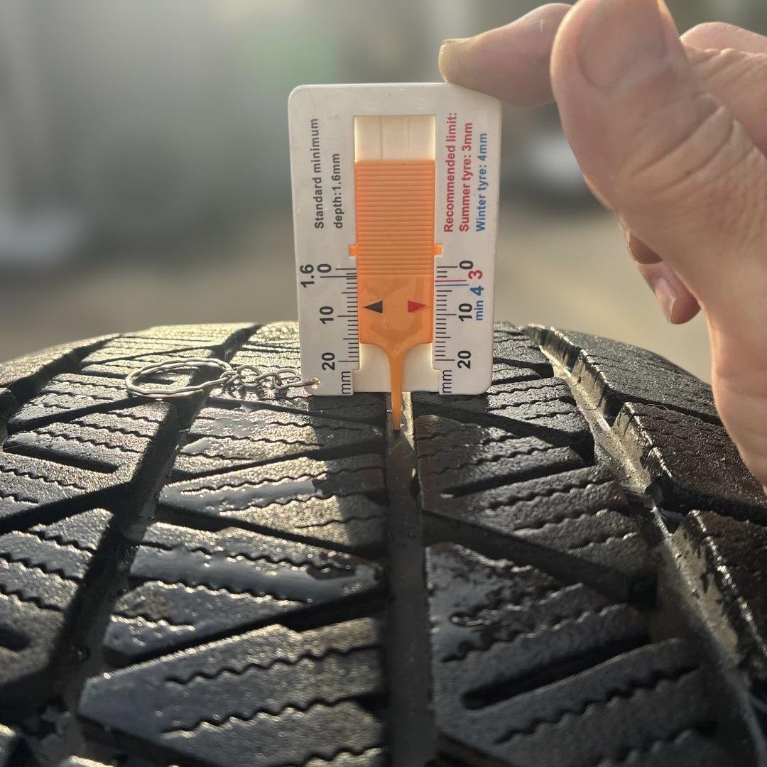 ランドクルーザー プラド ブリヂストン スタッドレス 17インチ ホイール