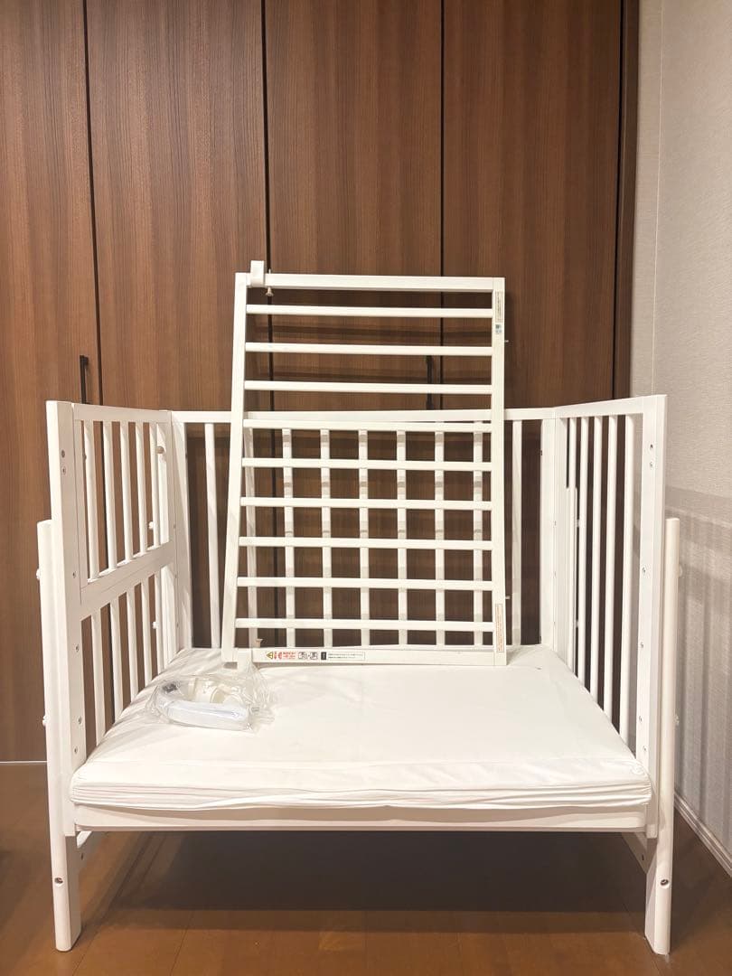 値下げしました❣️美品yamatoya大和屋そいねーるミニホワイト専用マットレス付