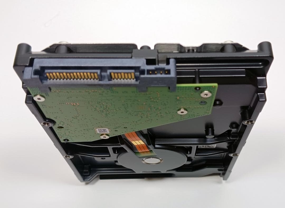 Seagate シーゲート SkyHawk 2TB HDD 使用時間=0時間