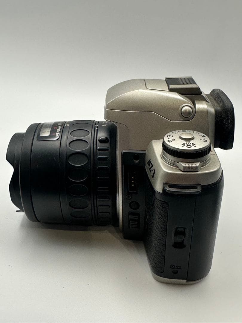 PENTAXのフィルム一眼レフカメラ「MZ-3」