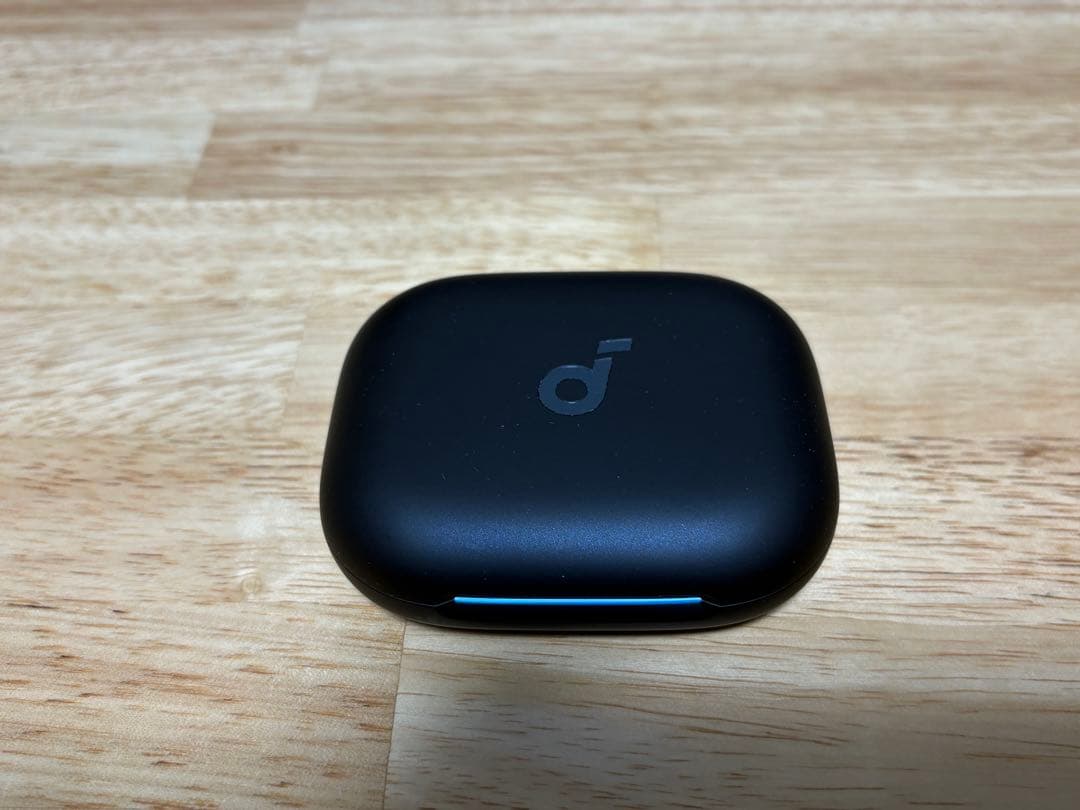 イヤホン Soundcore AeroFit 2