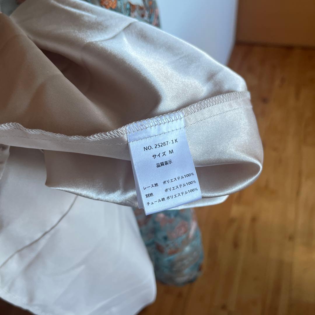 Mサイズ　パフスリーブ フラワー刺繍 フェミニン パーティー ドレス