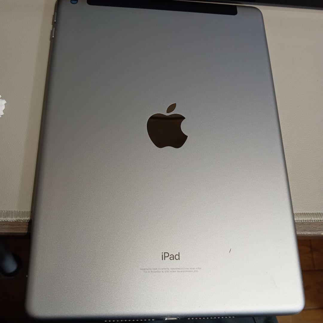 ipad 第6世代 Cellularモデル 128GB