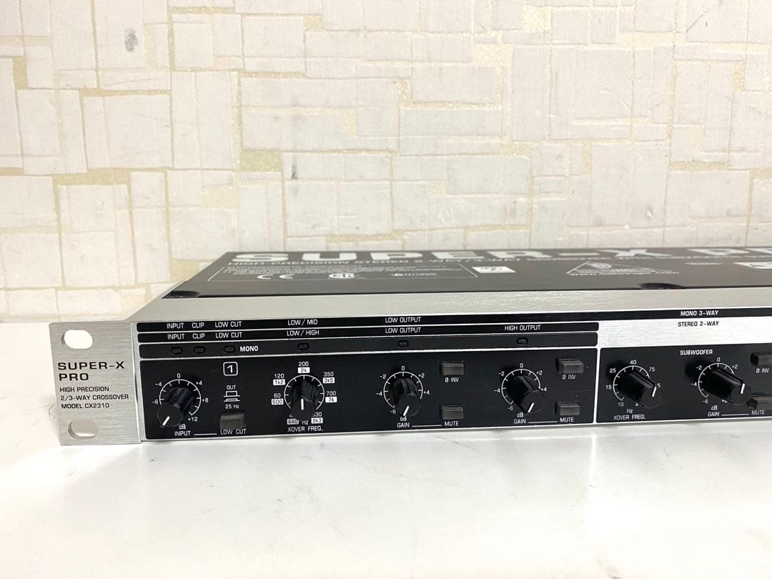 BEHRINGER SUPER-X PRO CX2310 チャンネルディバイダー