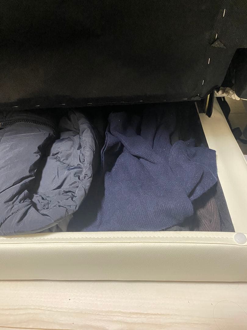 【あい様購入確定済】アイボリー 合成皮革 ソファ