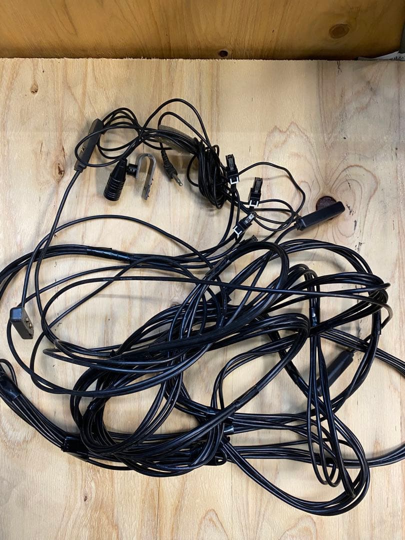 （送料込み）ケンウッド　彩速ナビ　MDV-Z904