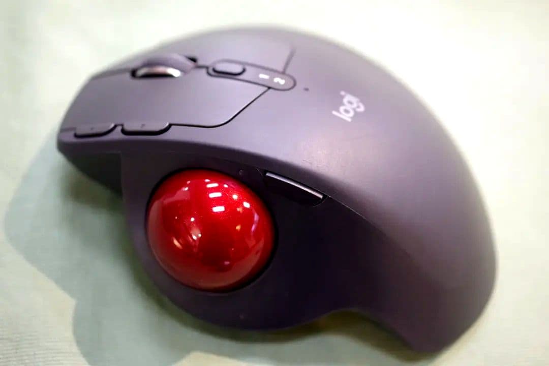 logicool MX ERGO S（赤玉+シルバー）