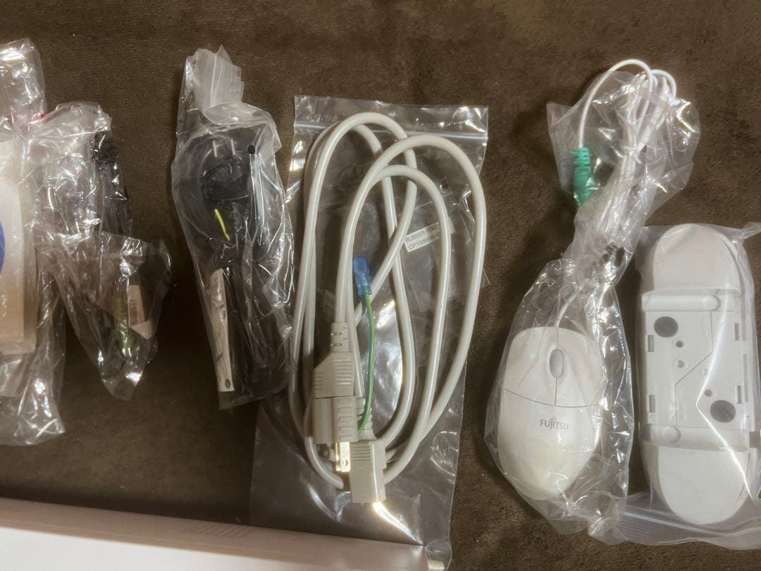 新品　FUJITSU ESPRIMO D551/FX デスクトップPC