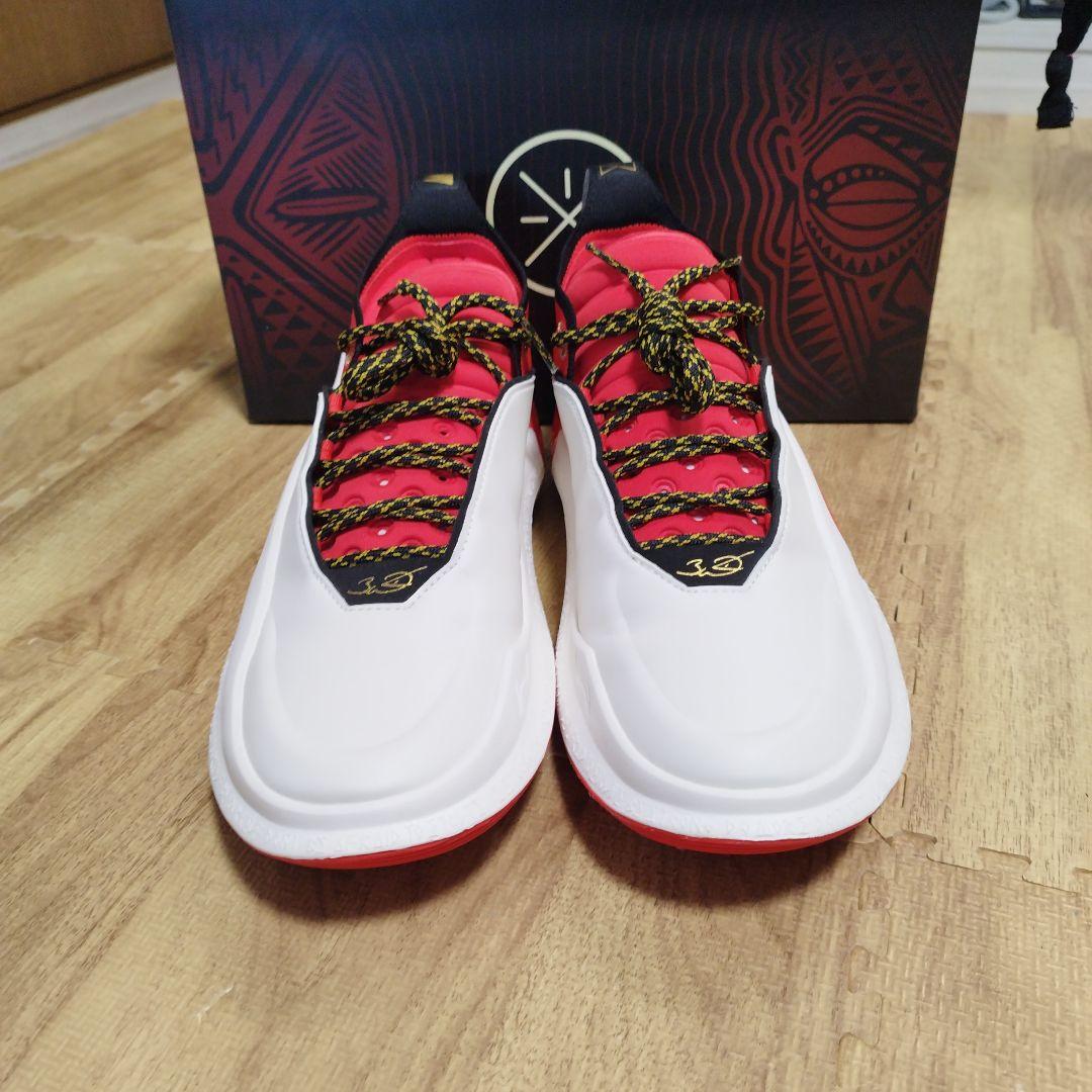 h*e様 Li-NING Way of Wade 11 US10.5 自宅にて試