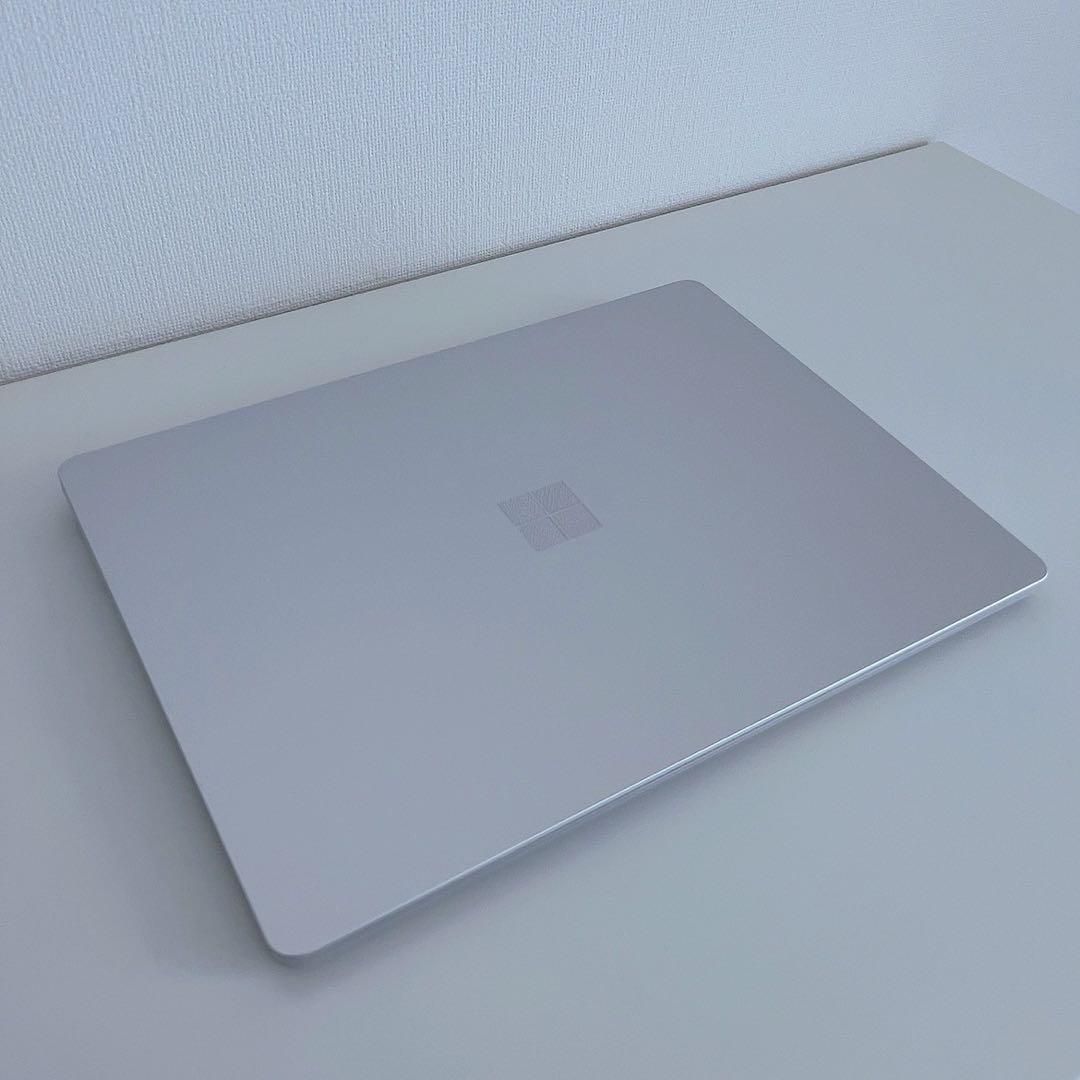Microsoft ノートパソコン シルバー