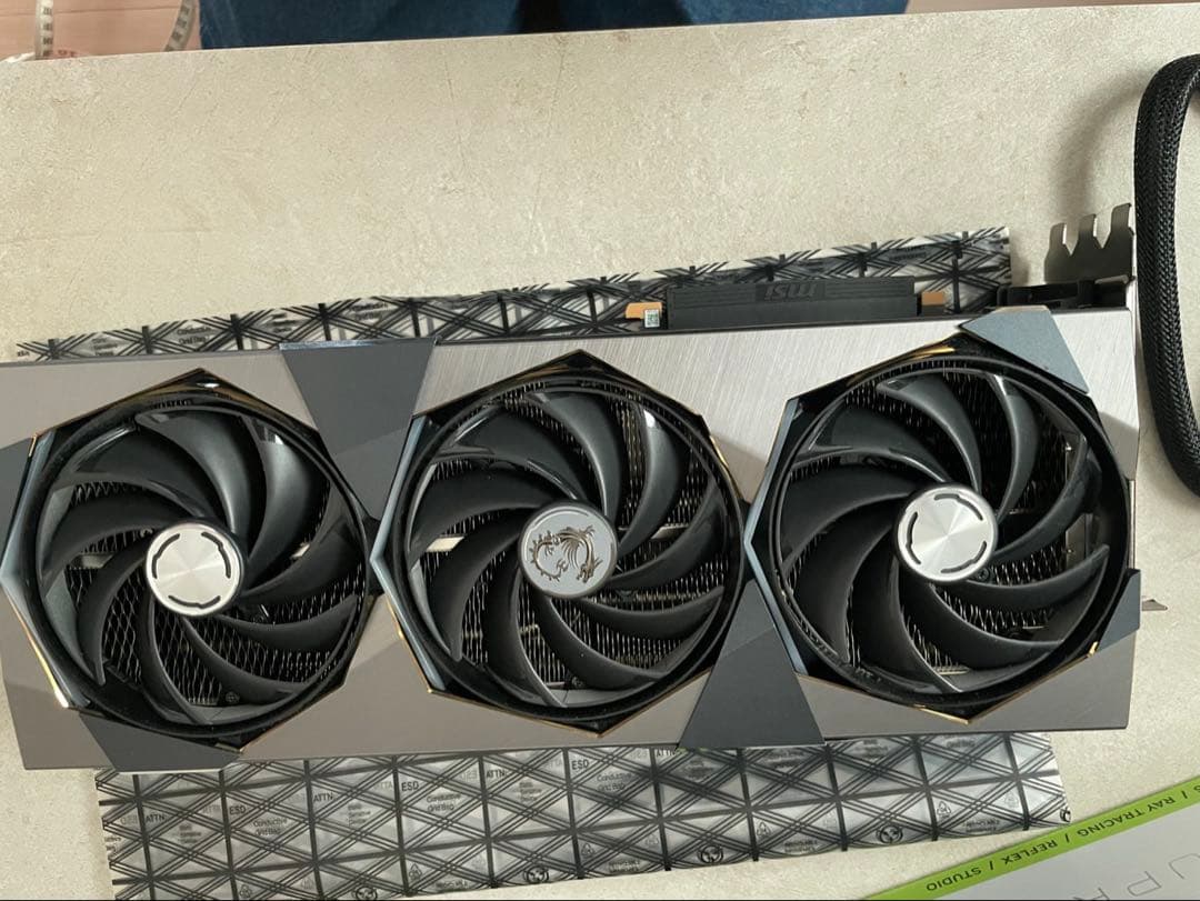 グラフィックボード・グラボ・ビデオカード GeForce RTX 4090 SUPRIM X 24G