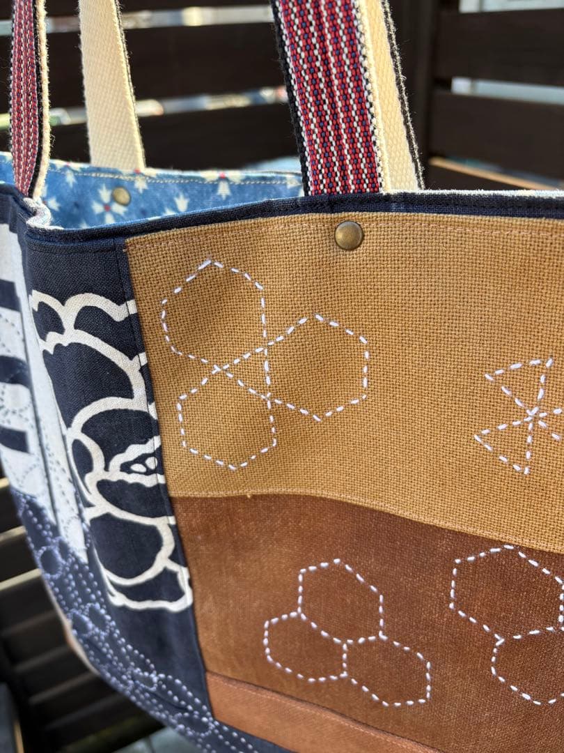 酒屋の印半纏古布リメイク　酒袋も利用　刺し子　ハンドメイドトートバッグ