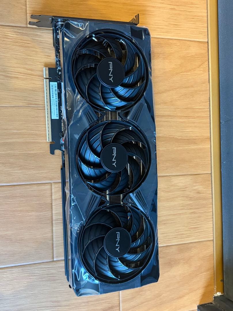 GeForce RTX 5070 12GB OC版 2028年10月まで保証有