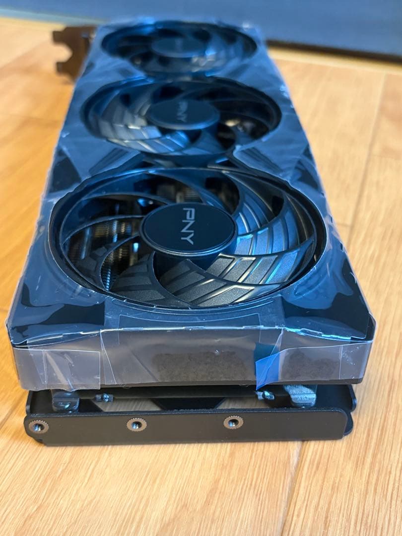 GeForce RTX 5070 12GB OC版 2028年10月まで保証有