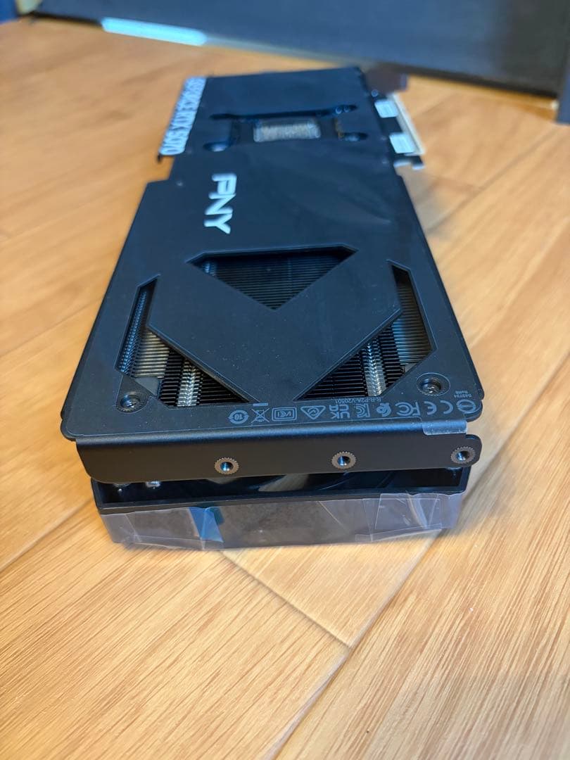 GeForce RTX 5070 12GB OC版 2028年10月まで保証有