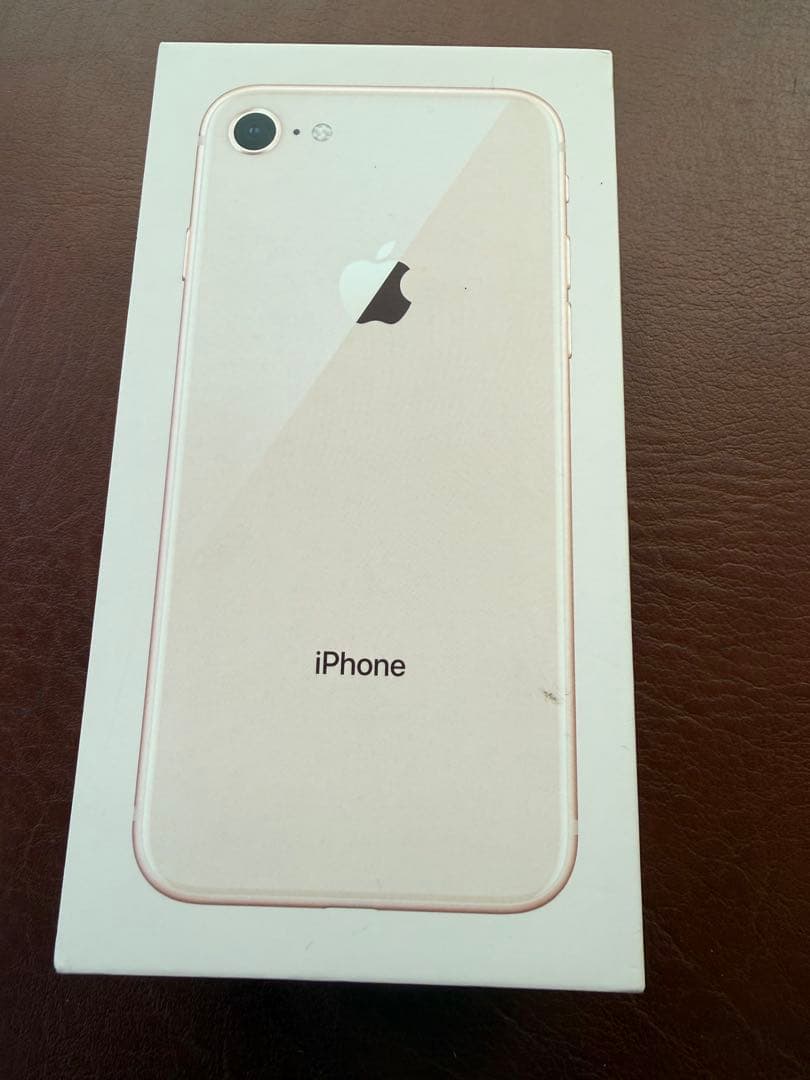 Apple iPhone 8 ゴールド 本体