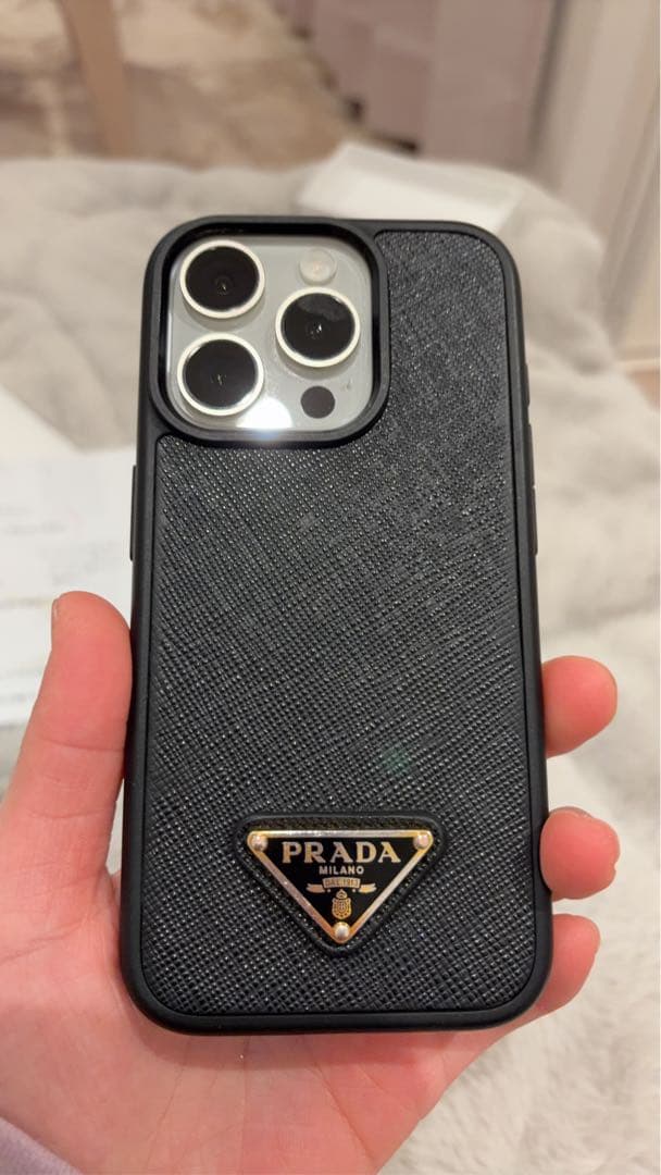 PRADA iPhone用ケース 黒