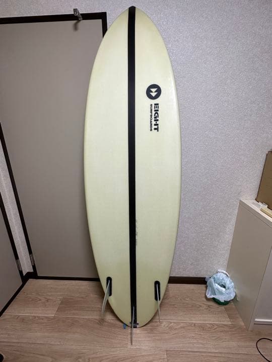 EIGHT SURFBOARDS EPS　6.5フィートニットケースフィン付き