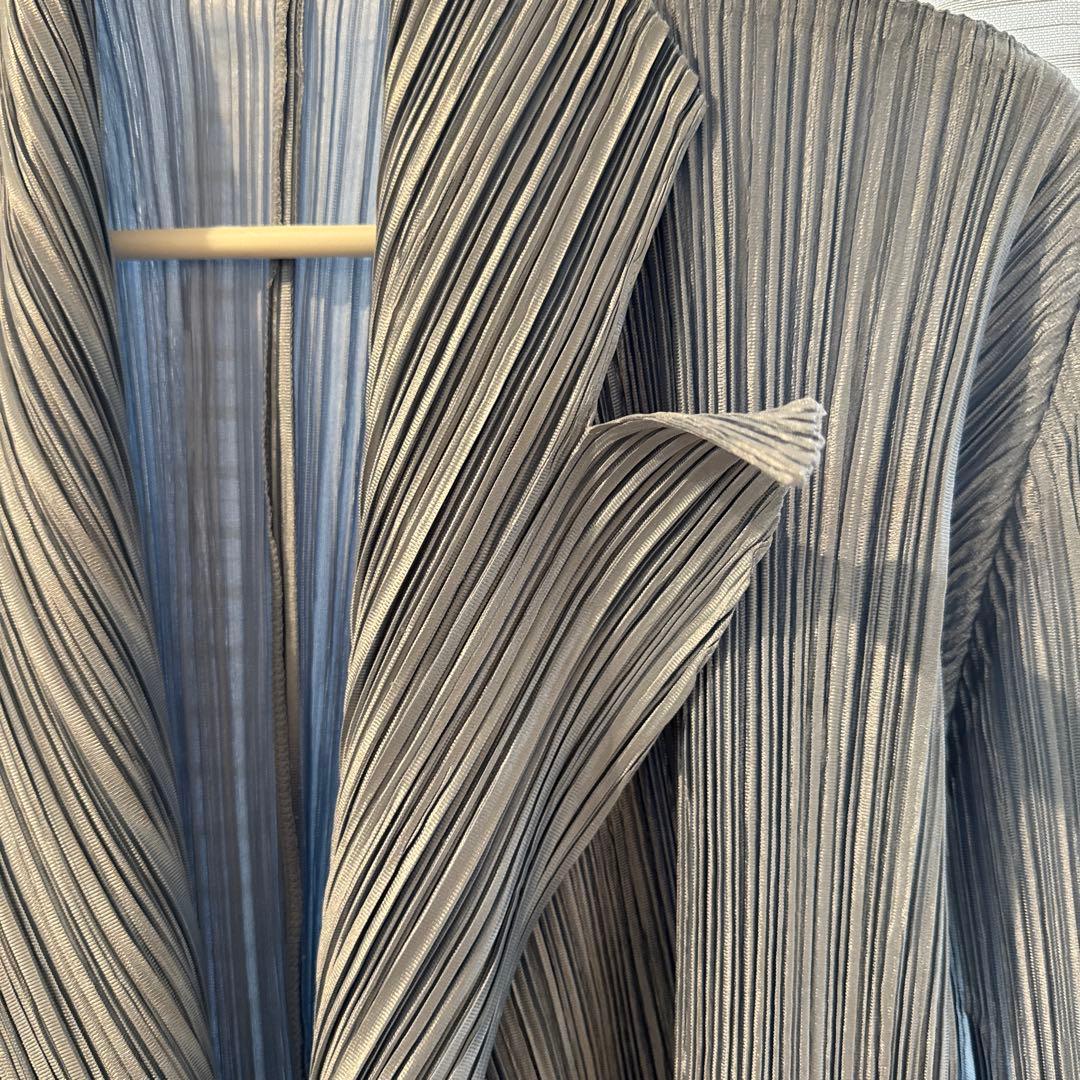 プリーツプリーズイッセイミヤケテーラードジャケット　ストライプ