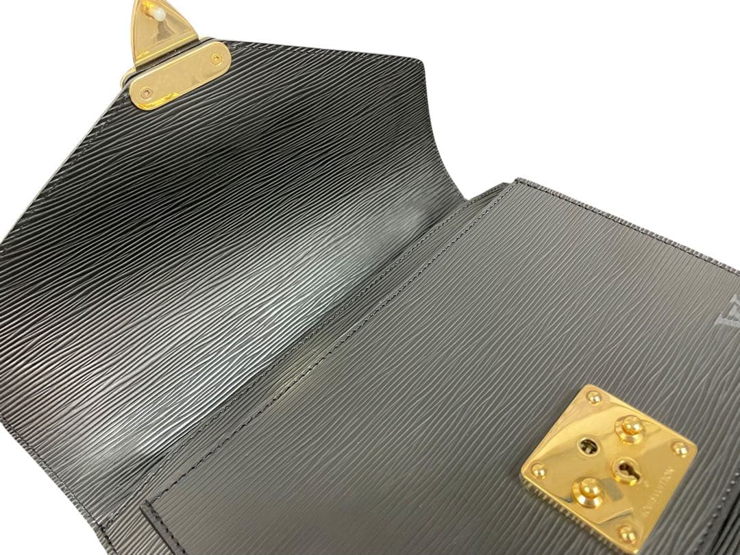 ヴィトン　エピ　モンソー　セカンドバッグ　クラッチ ハンドバック　M52122