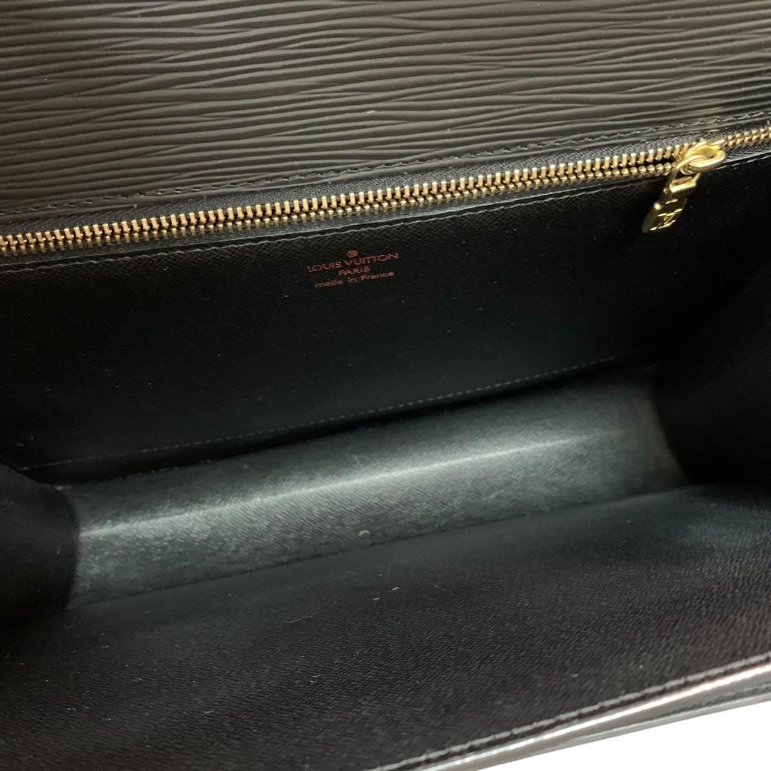 ヴィトン　エピ　モンソー　セカンドバッグ　クラッチ ハンドバック　M52122