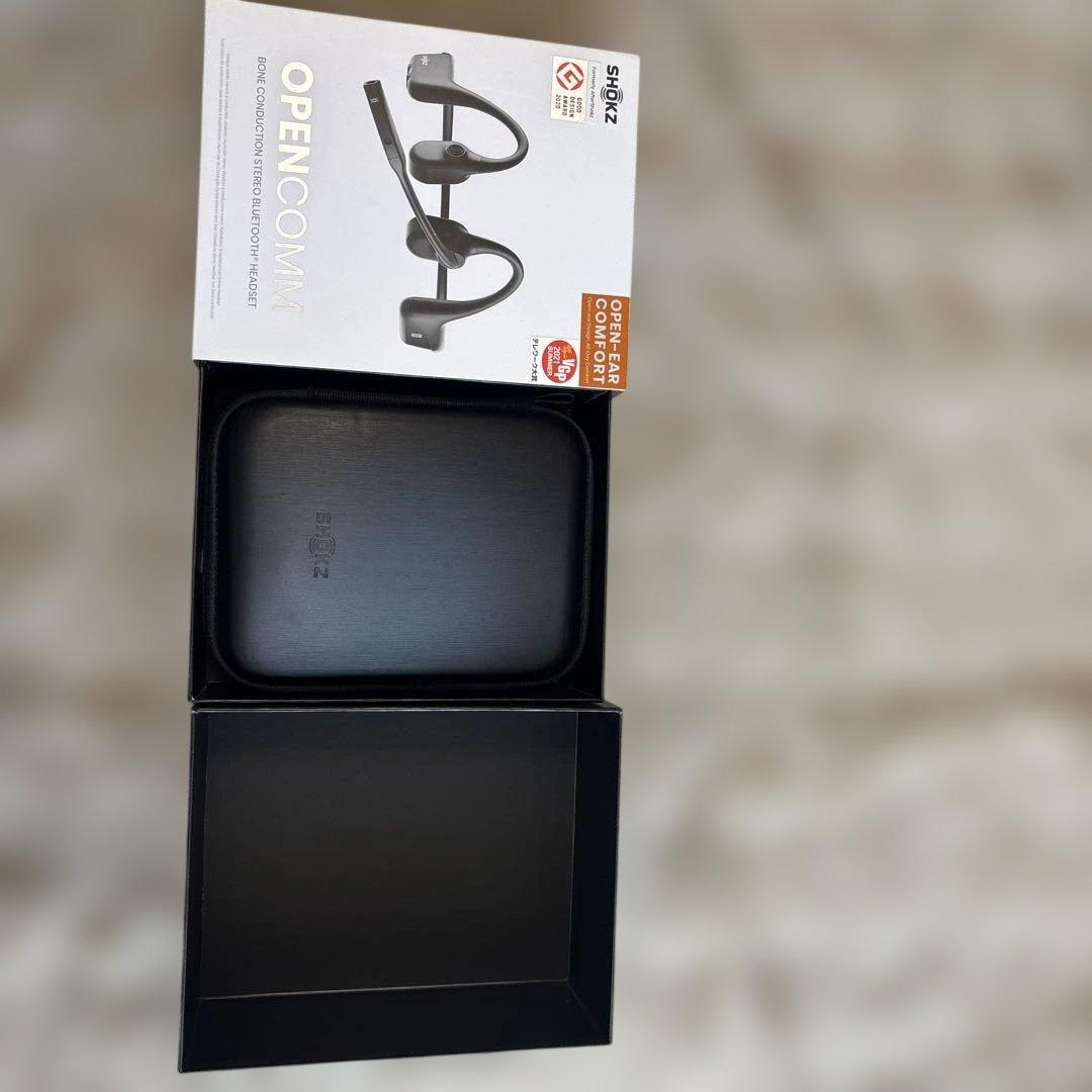 SHOKZ OPENCOMM 骨伝導ヘッドセット