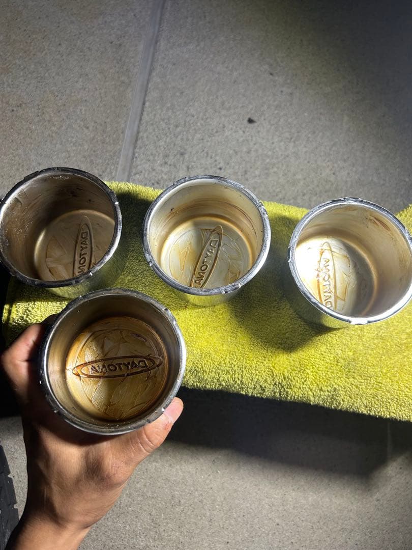 ★美品　デイトナ　15-7J 114.3-5H タイヤ４本付