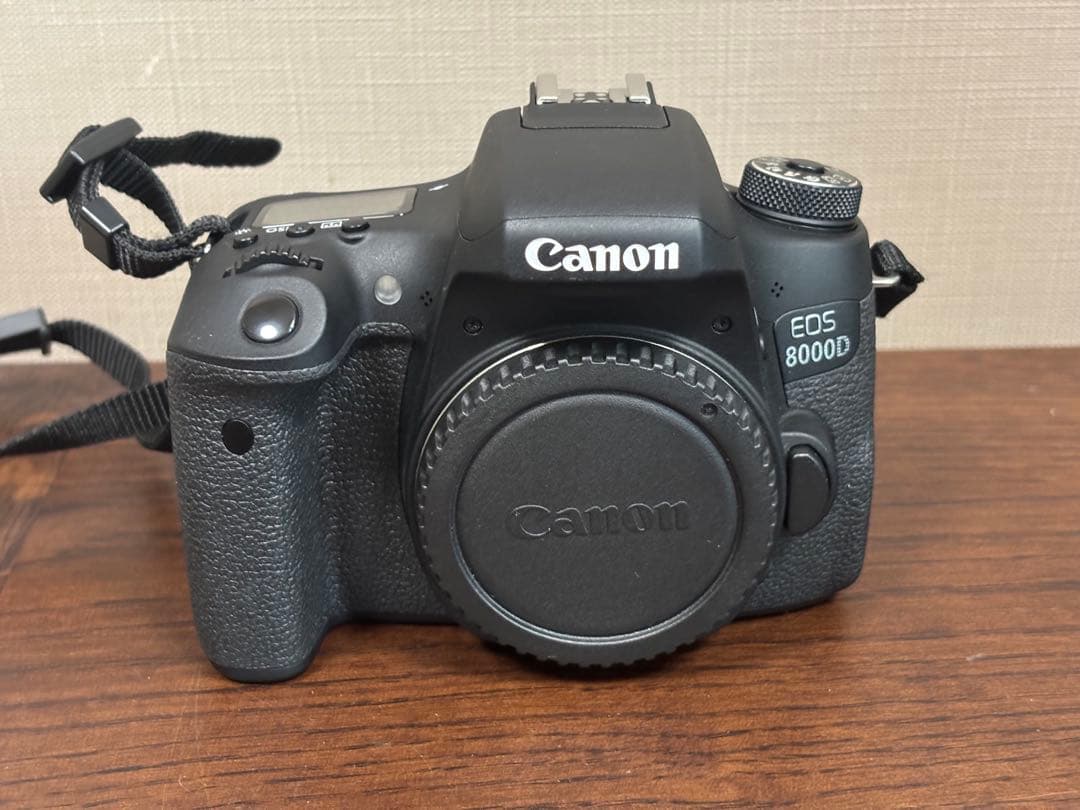 Canon EOS 8000D(W) デジタル一眼レフカメラ Wズームキット