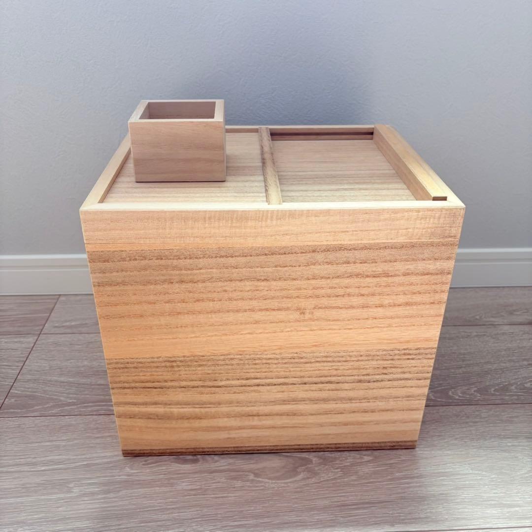 東屋☆米びつ 10kg 1合用マス付き