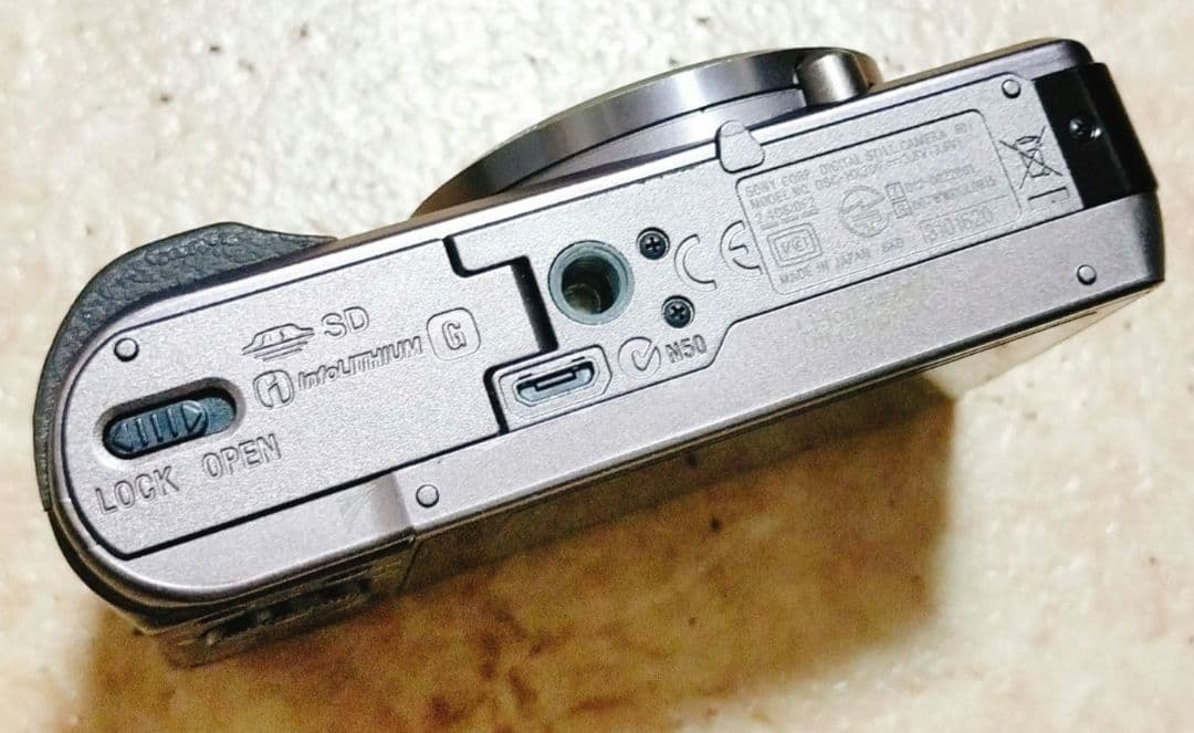 SONY Cyber-shot DSC-HX30V　デジタルカメラ　ジャンク