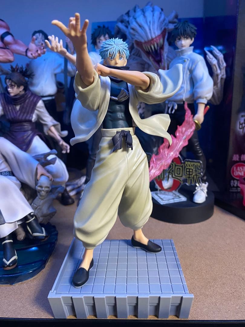 ※呪術廻戦 五条悟 フィギュア ジャンプGIGA