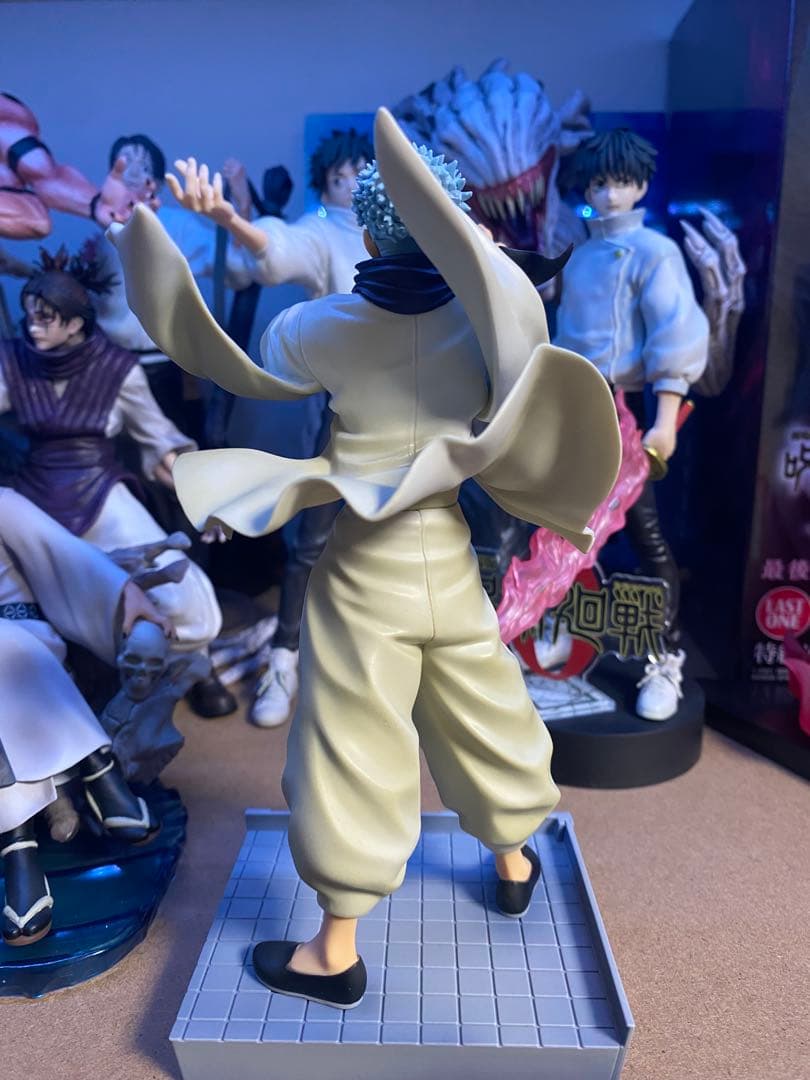 ※呪術廻戦 五条悟 フィギュア ジャンプGIGA
