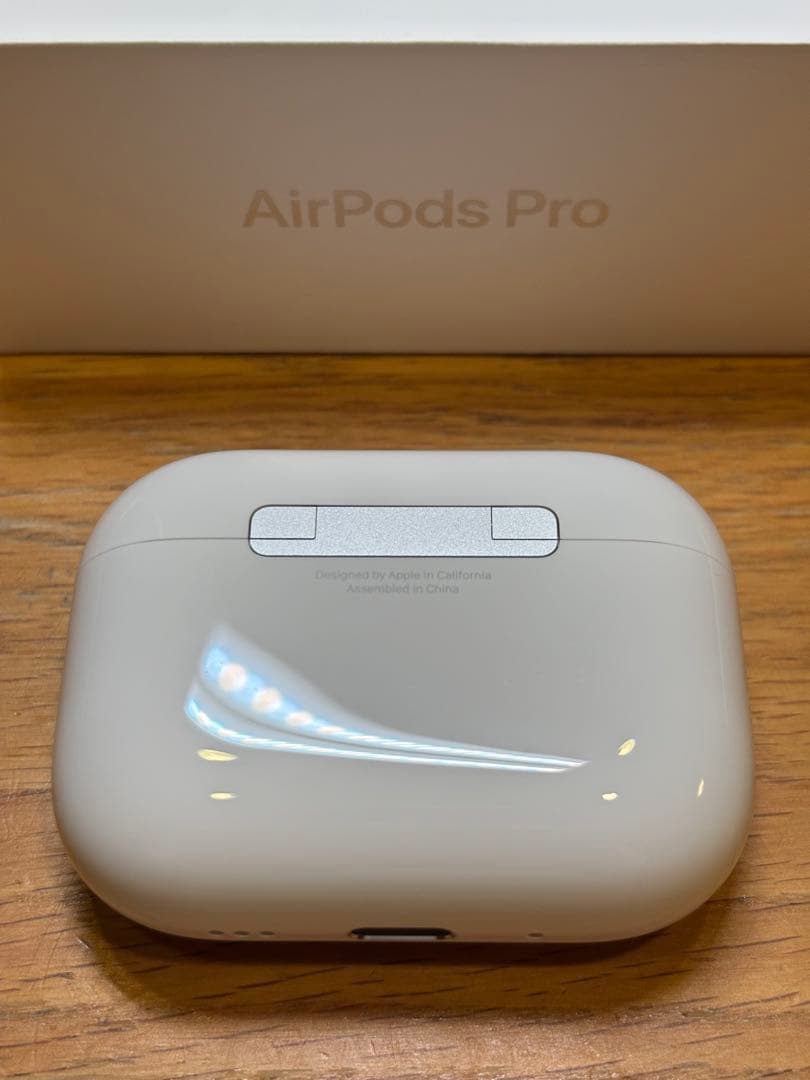 新品　AirPods Pro 3 正規品　充電ケースのみ